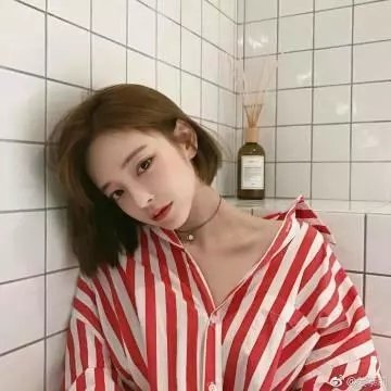 新闻女人